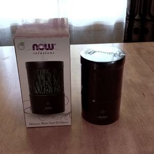 Aromatherapy diffuser